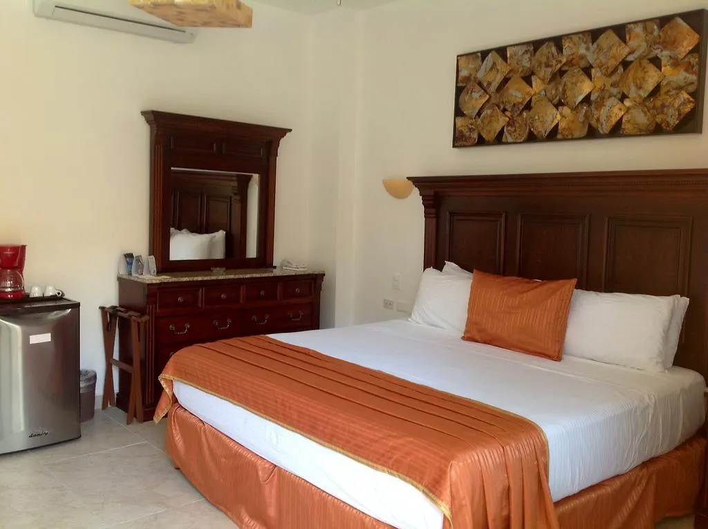 Hotel Las Golondrinas Playa del Carmen