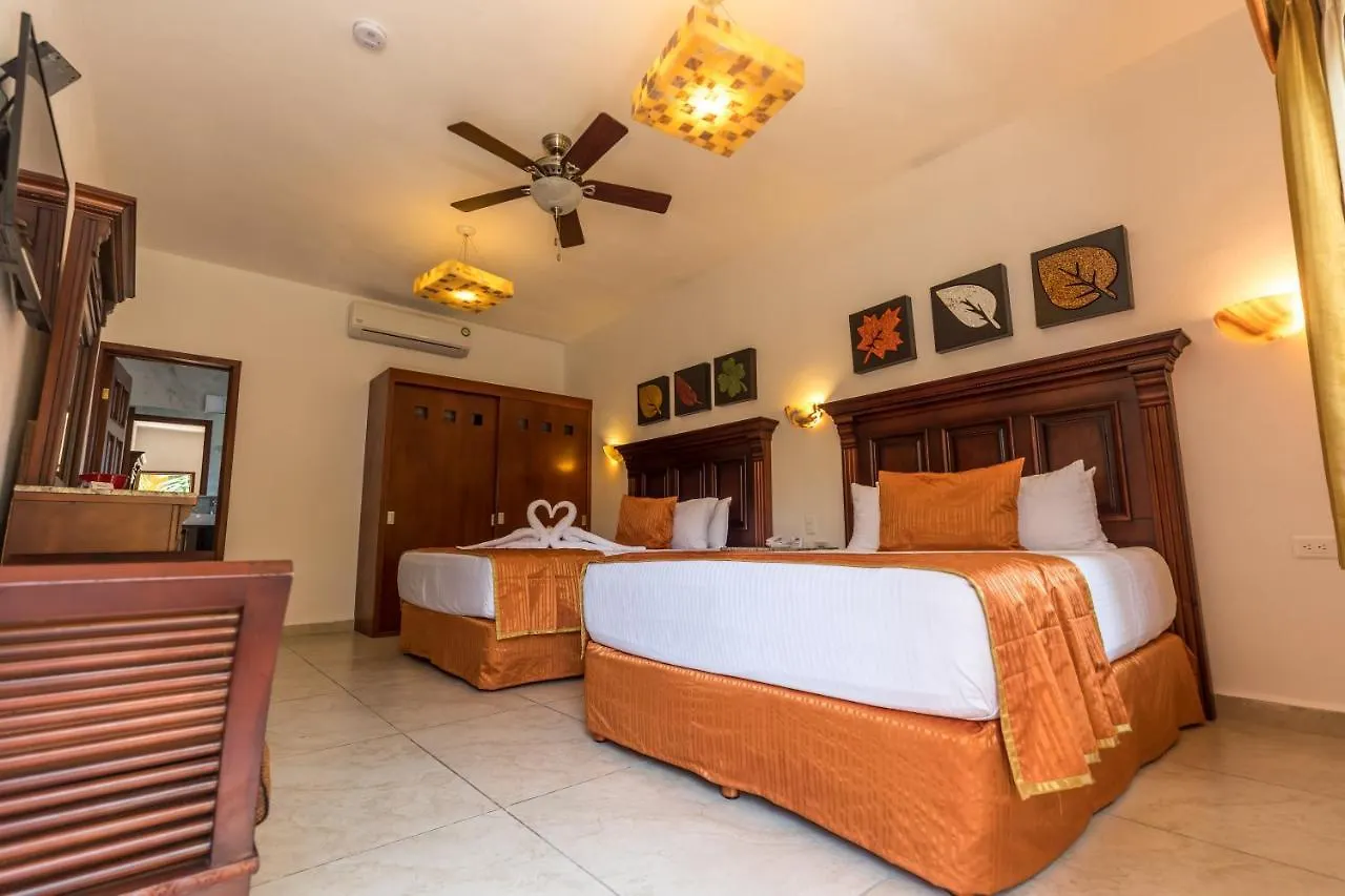 Hotel Las Golondrinas Playa del Carmen